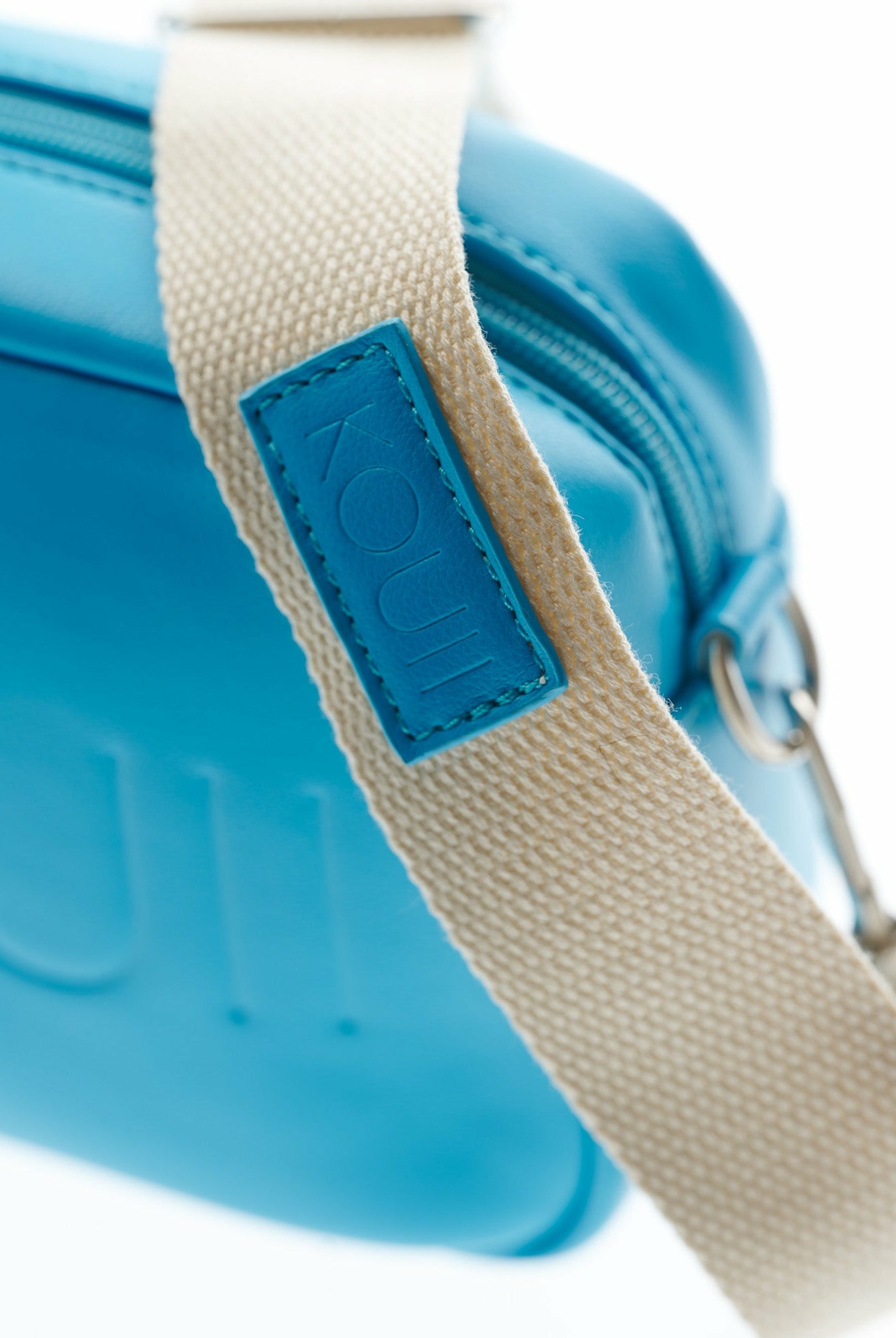 Te Fuja Cross Body Bag