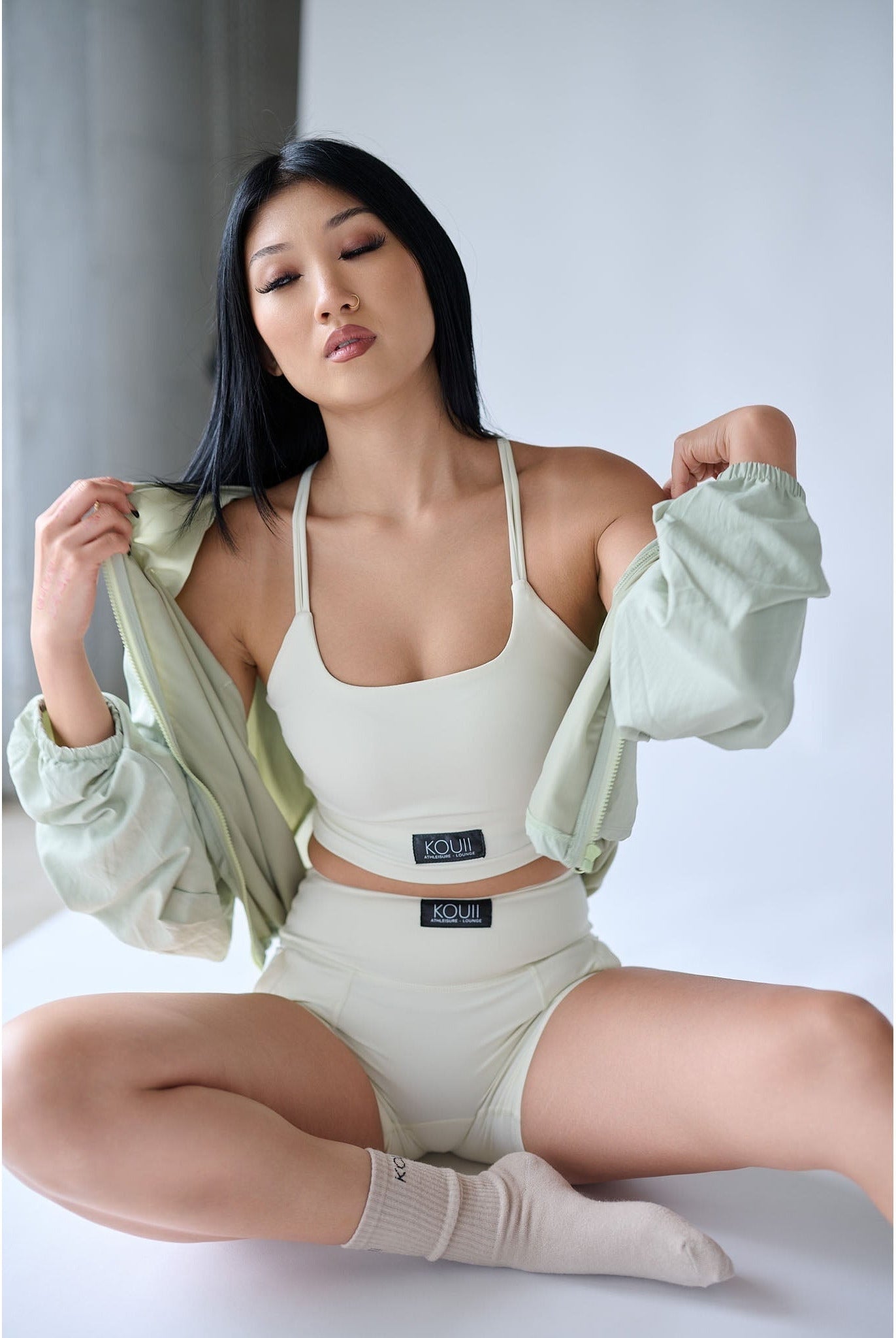 Kaes Satíq Bra - KOUII