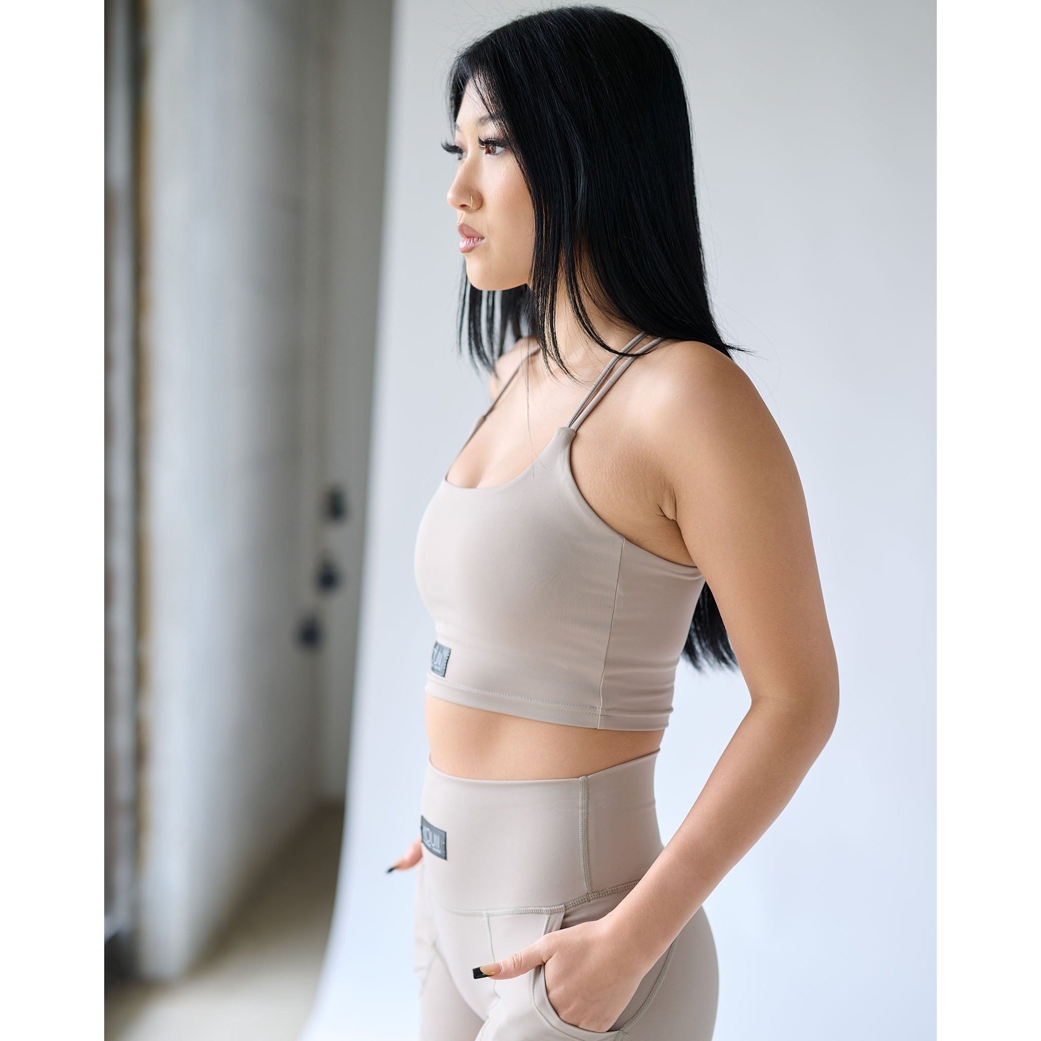 La' Vea Satíq Bra - KOUII