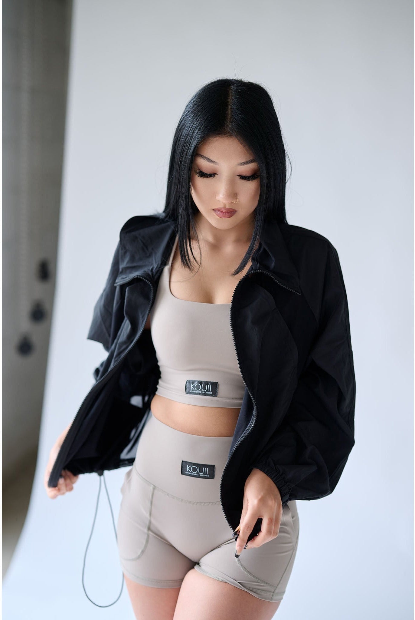 La' Vea Satíq Bra - KOUII