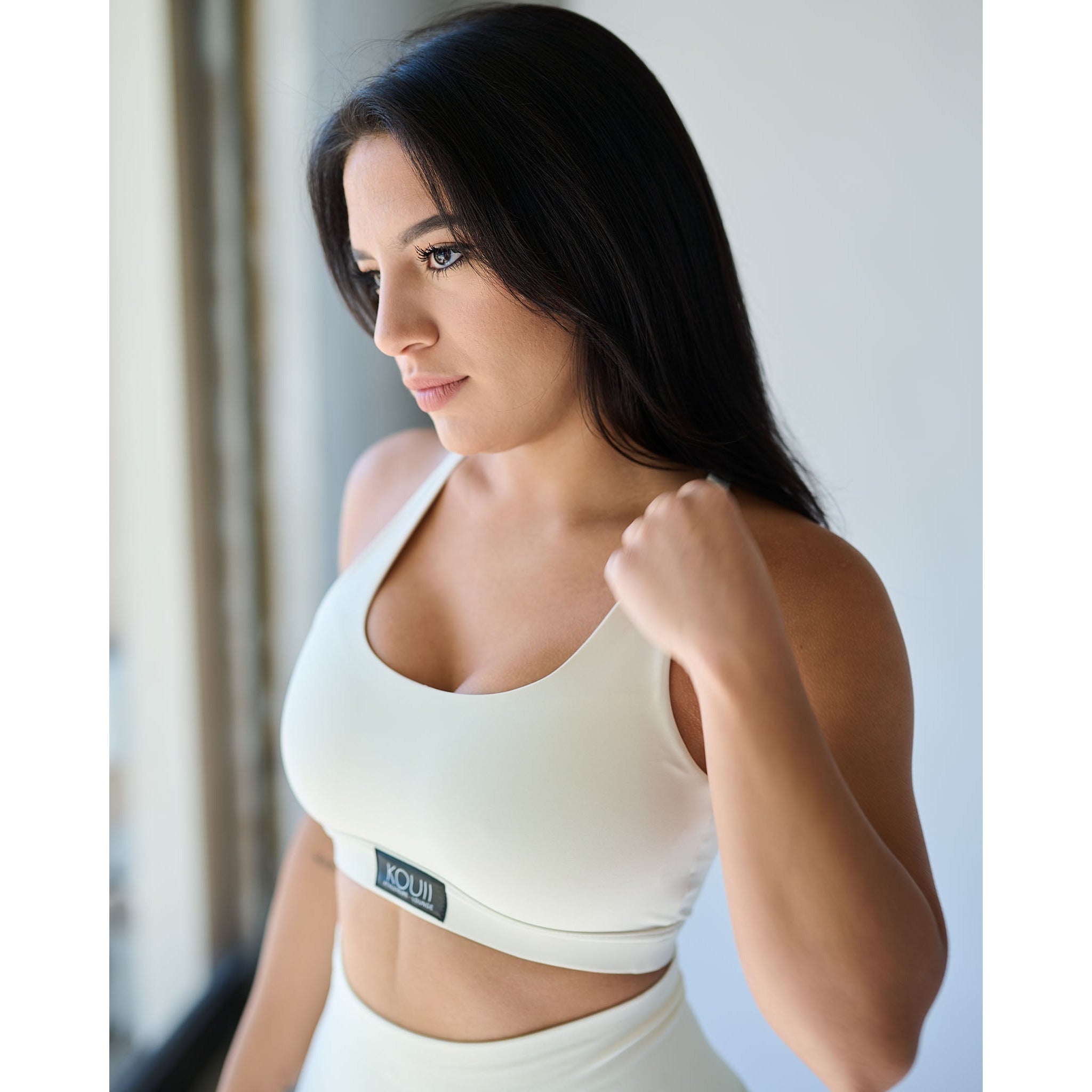 Manū Satíq Bra - KOUII