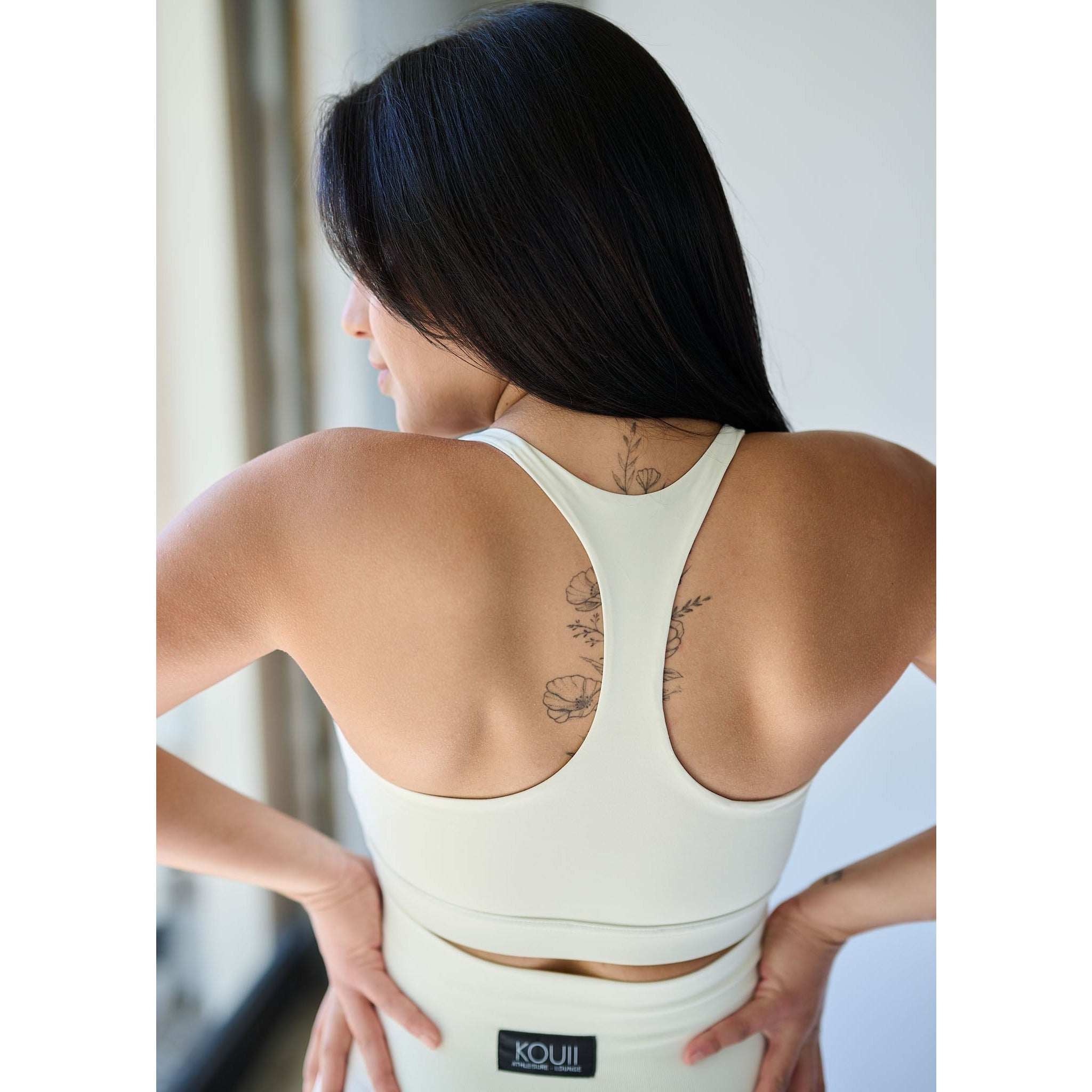 Manū Satíq Bra - KOUII