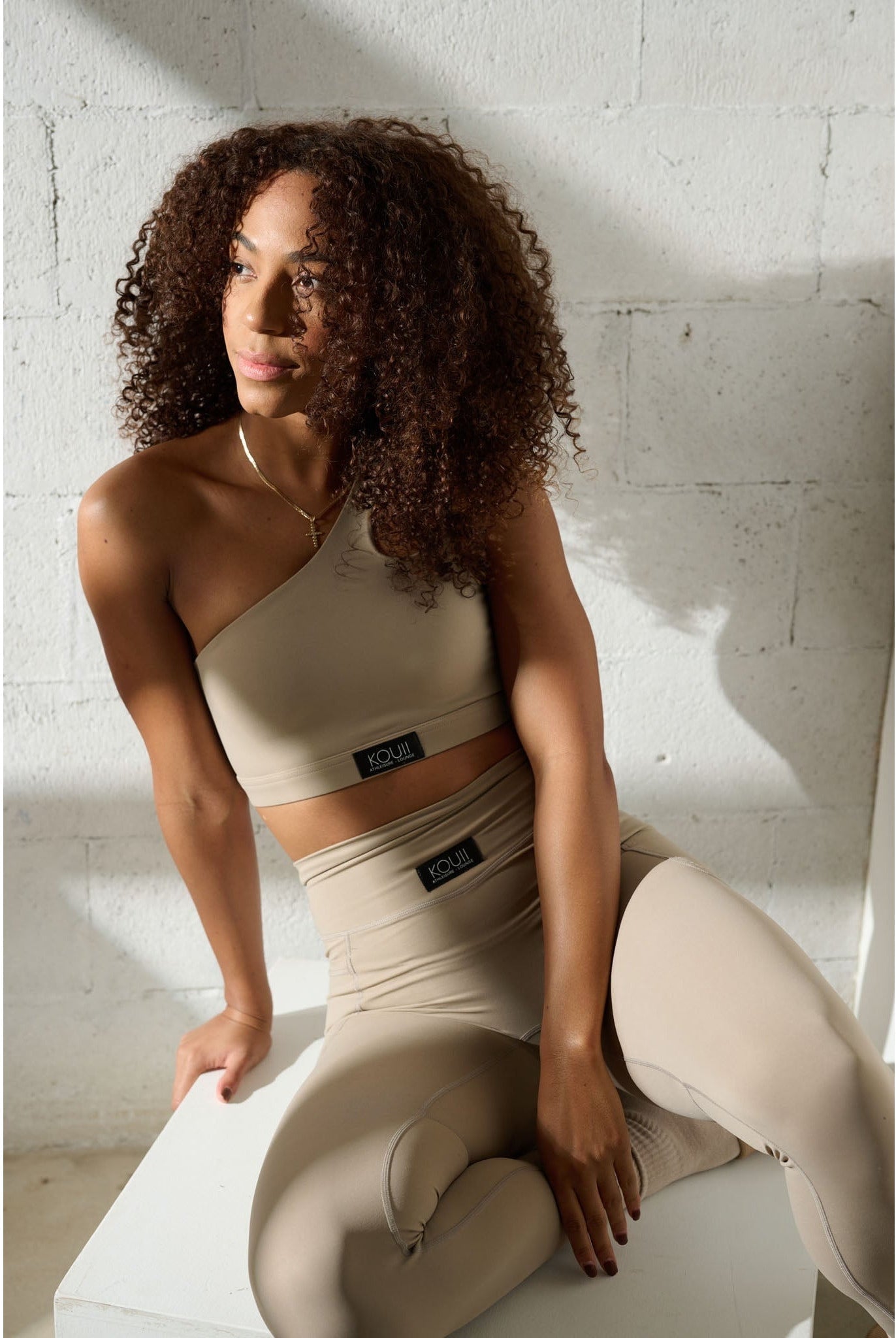 Mucanno Satiq Leggings - KOUII