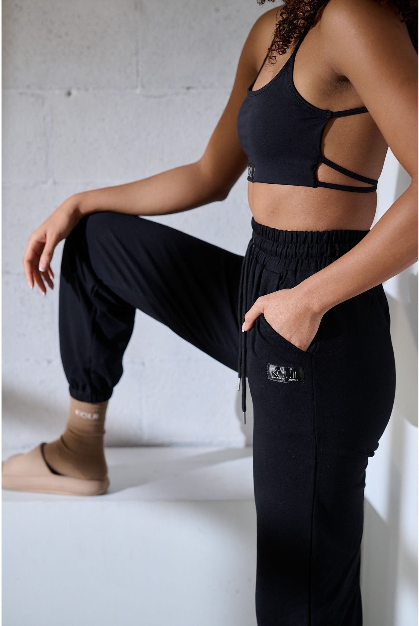 Nocmuena Reā Joggers - KOUII