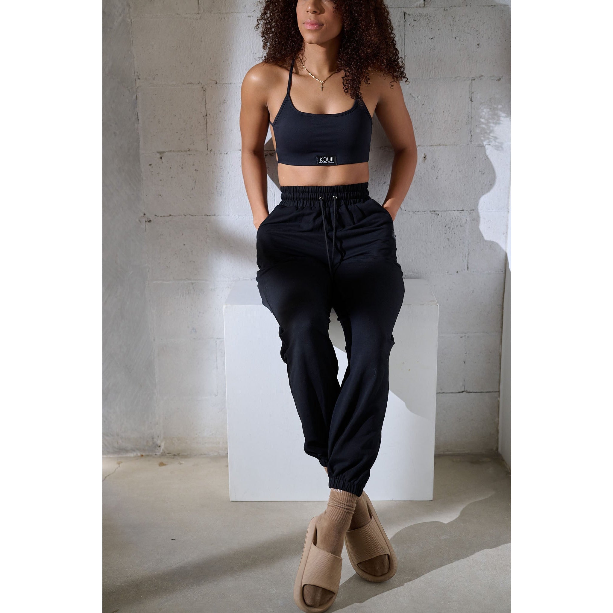 Nocmuena Reā Joggers - KOUII