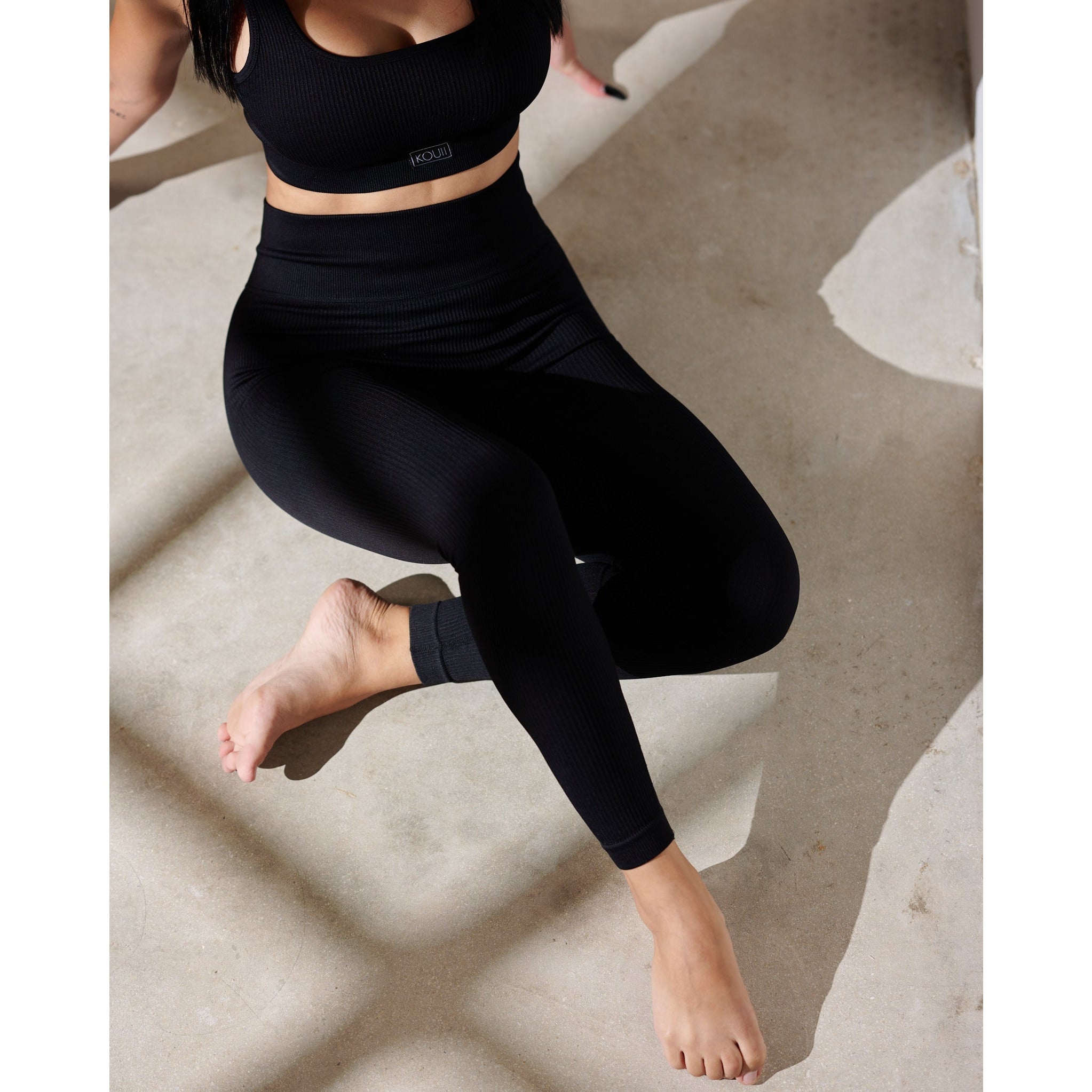 Qarē Klayé Leggings - KOUII