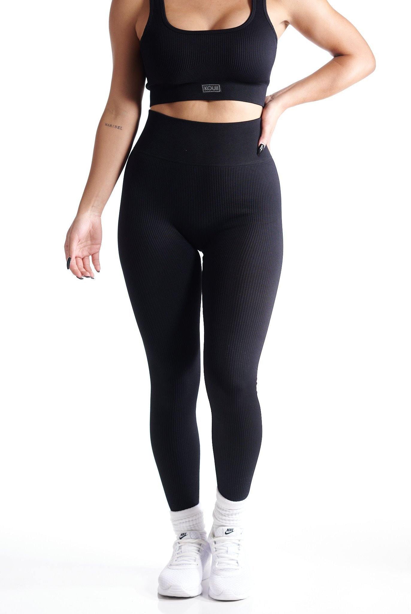 Qarē Klayé Leggings - KOUII