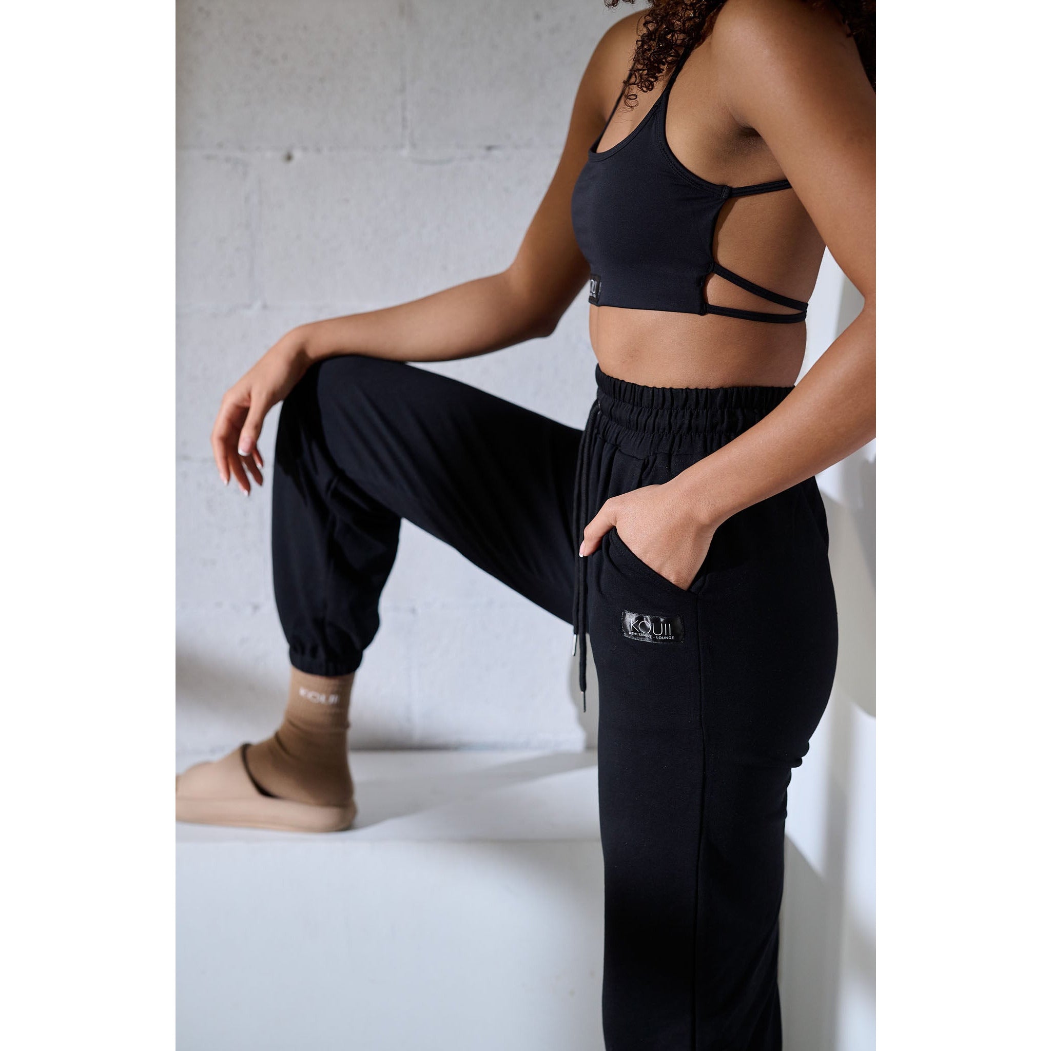 Nocmuena Reā Joggers - KOUII