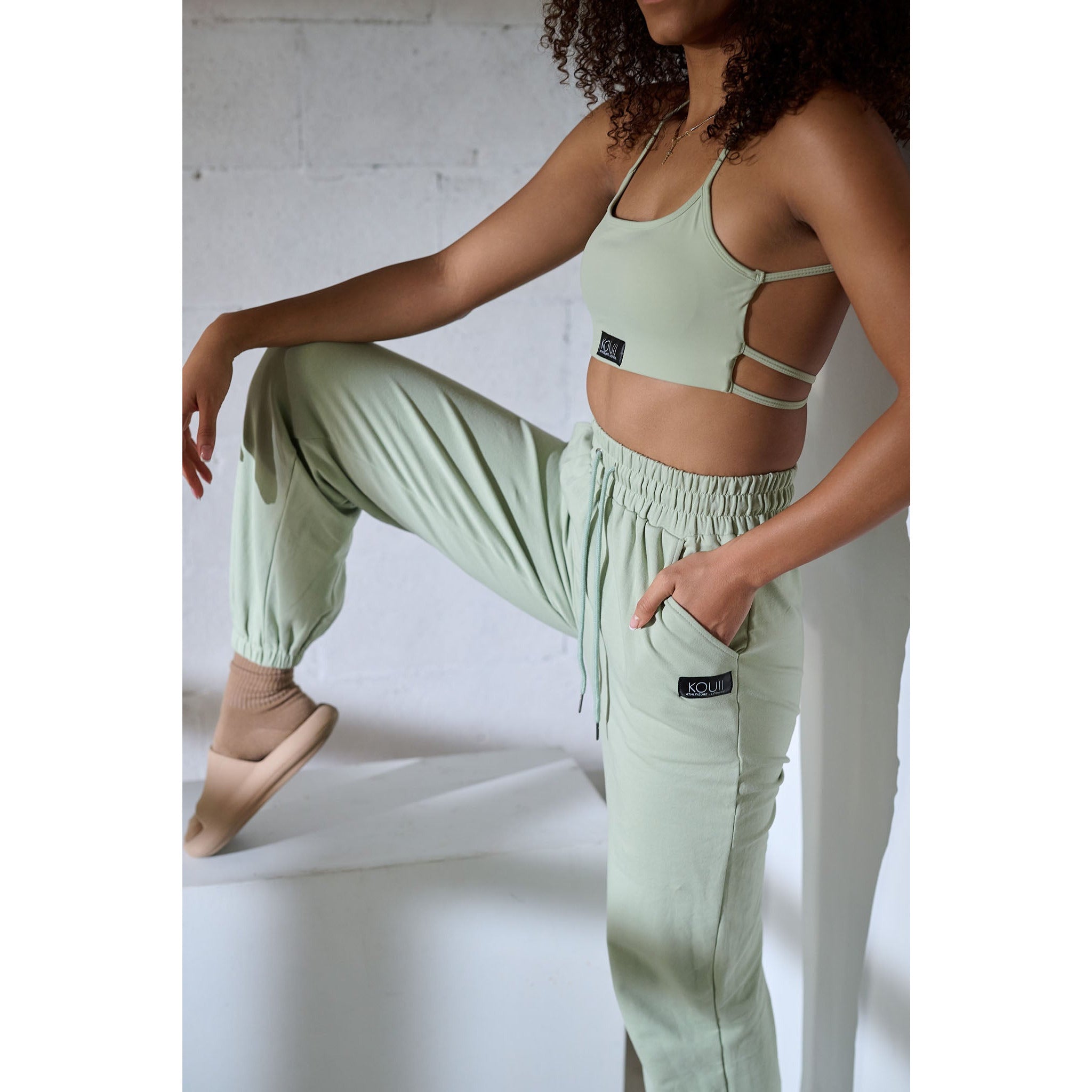 Puesa Lí Reā Joggers - KOUII