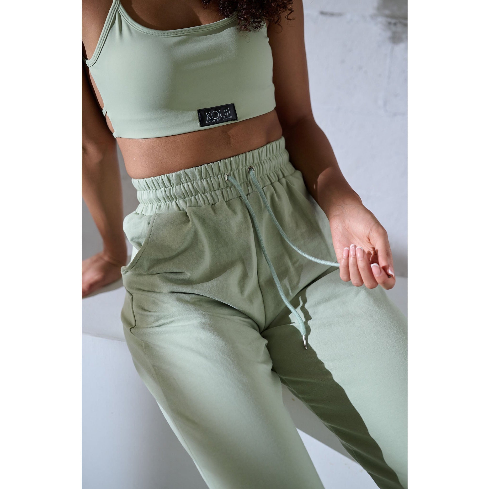 Puesa Lí Reā Joggers - KOUII