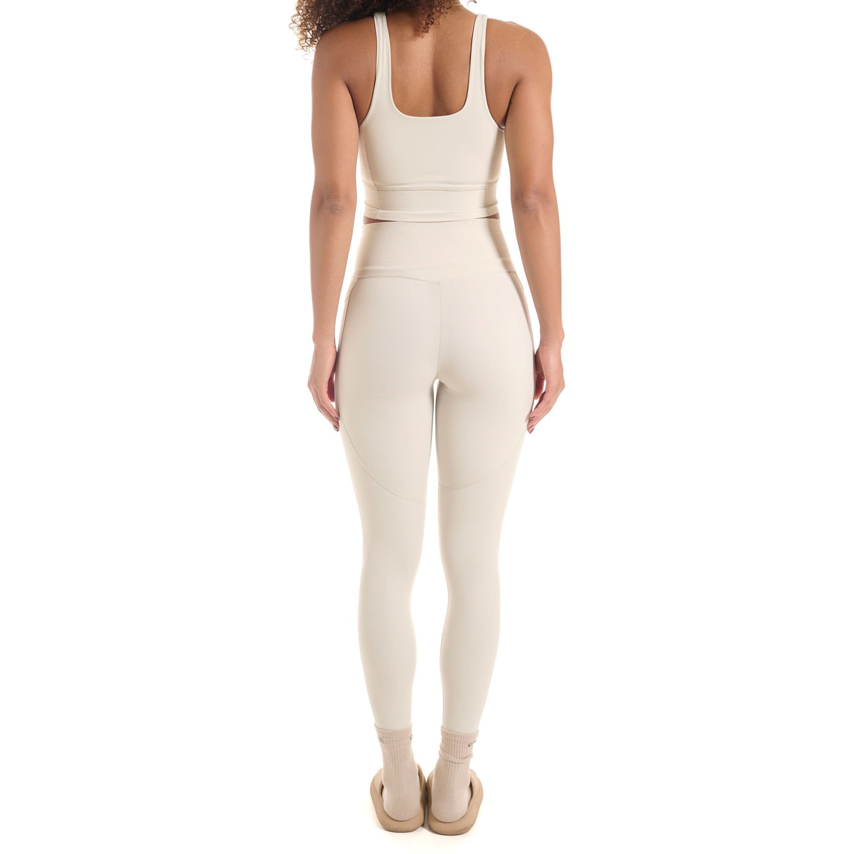 Qaceū Satiq Leggings - KOUII